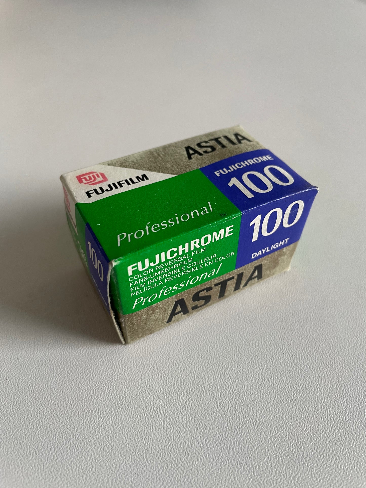 Fujifilm Fujichrome Astia 100 RAP 135 (35mm, 36 exp, expired 11/2004)